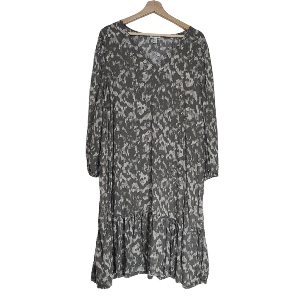 Susina | 3/4 Sleeve Ruffle Hem V-Neck Casual Lightweight Dress